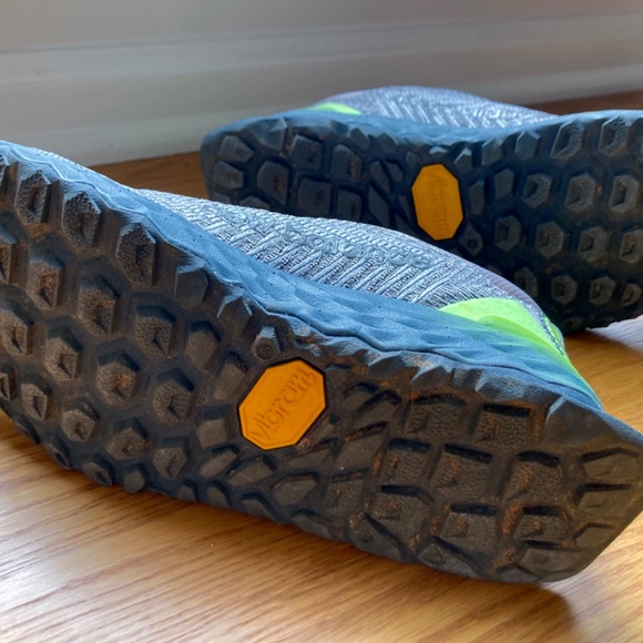 New Balance Trail Running Shoes - Picture 5 of 8